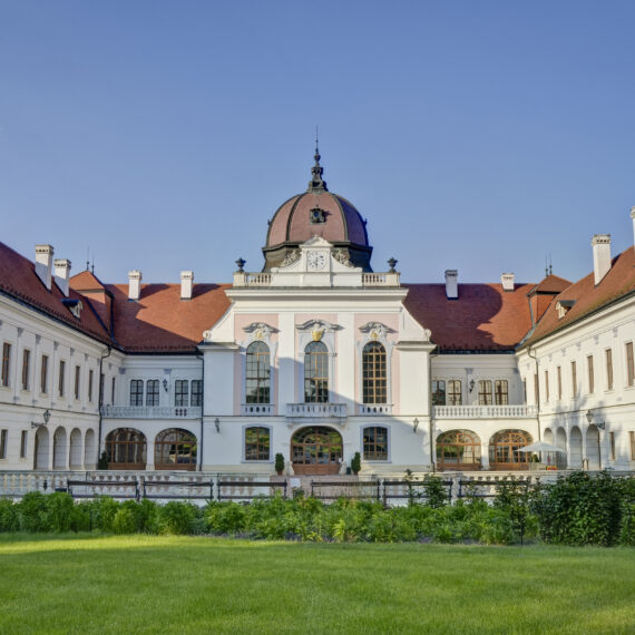 Visit Hungary