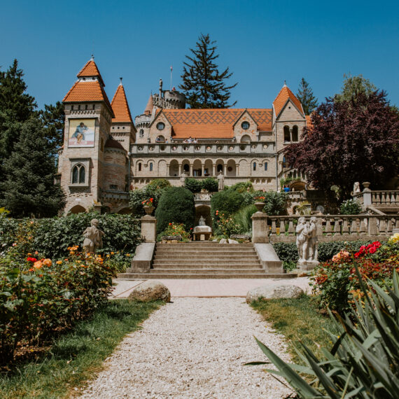 Visit Hungary